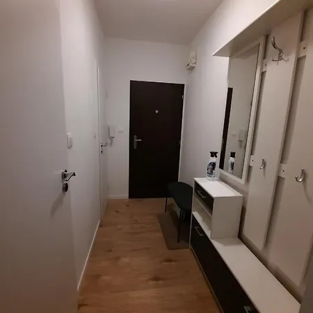 Lägenhet Klimka With Balcony, Free Wifi And Free Parking *