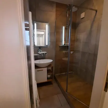 Klimka With Balcony, Free Wifi And Free Parking Bratislava