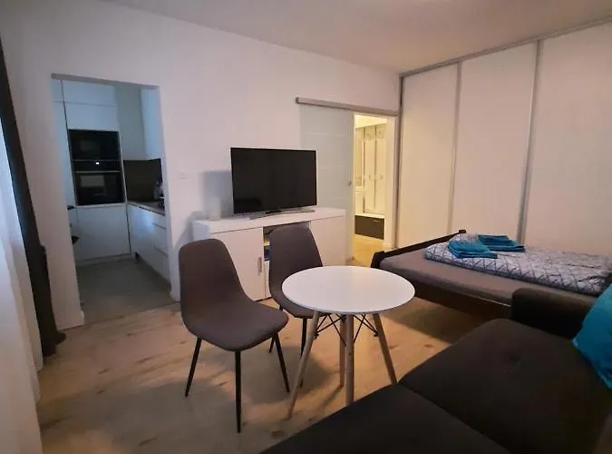 Appartement Klimka With Balcony, Free Wifi And Free Parking