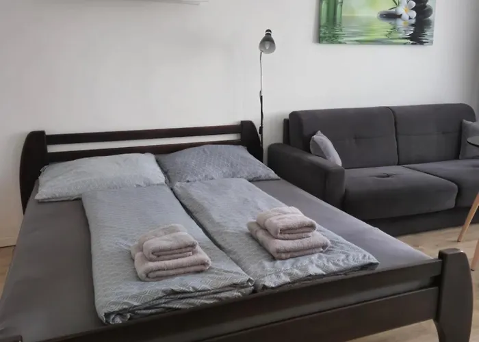 Klimka With Balcony, Free Wifi And Free Parking Appartement