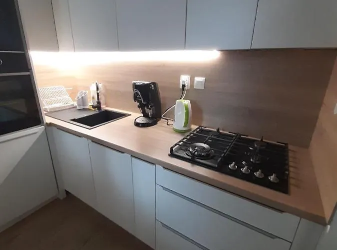 Klimka With Balcony, Free Wifi And Free Parking Apartmán