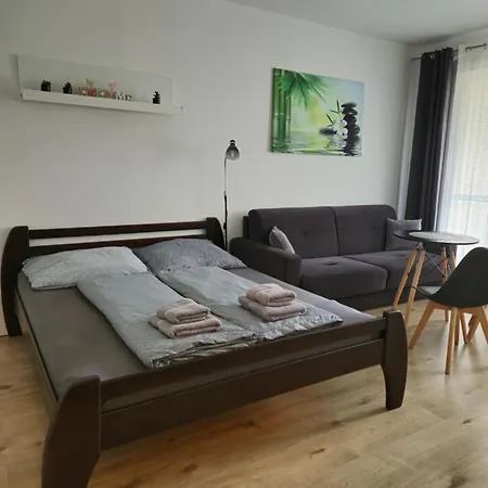 Klimka With Balcony, Free Wifi And Free Parking Bratislava