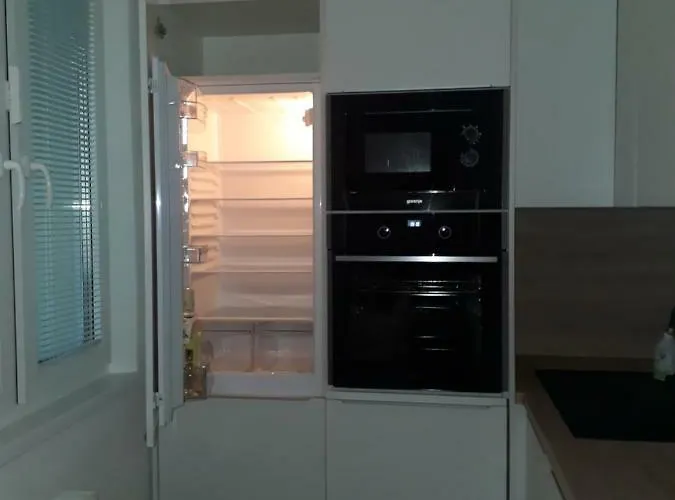 Klimka With Balcony, Free Wifi And Free Parking * Bratislava